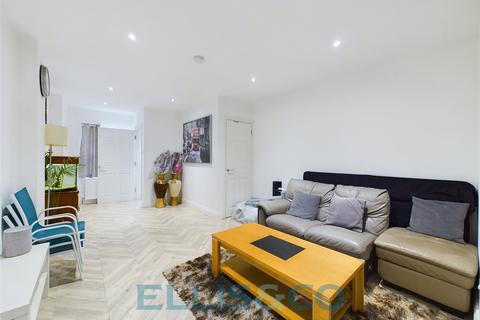 42 Priory Road, Tonbridge, TN9 2AS