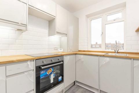 1 bedroom flat to rent, Kimber Road, London SW18