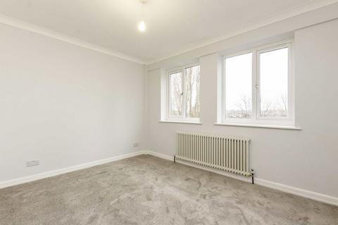 1 bedroom flat to rent, Kimber Road, London SW18