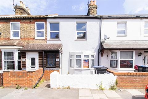 2 bedroom terraced house to rent, Buckingham Road, Margate, CT9