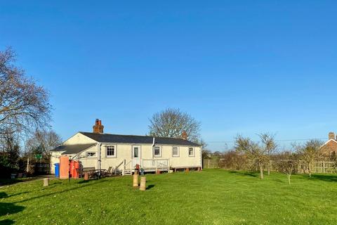 2 bedroom detached bungalow for sale, Yarmouth Road, Corton, Lowestoft, Suffolk, NR32