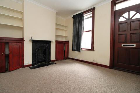 2 bedroom terraced house for sale, Albert Road, Littlehampton, West Sussex