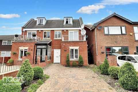 4 bedroom semi-detached house for sale, Cranbrook Road, Barkingside