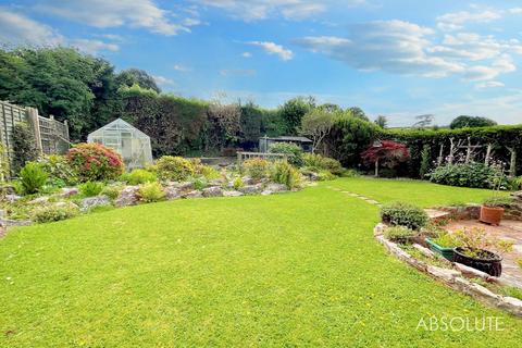 3 bedroom detached bungalow to rent, Barnfield Close, Galmpton, TQ5