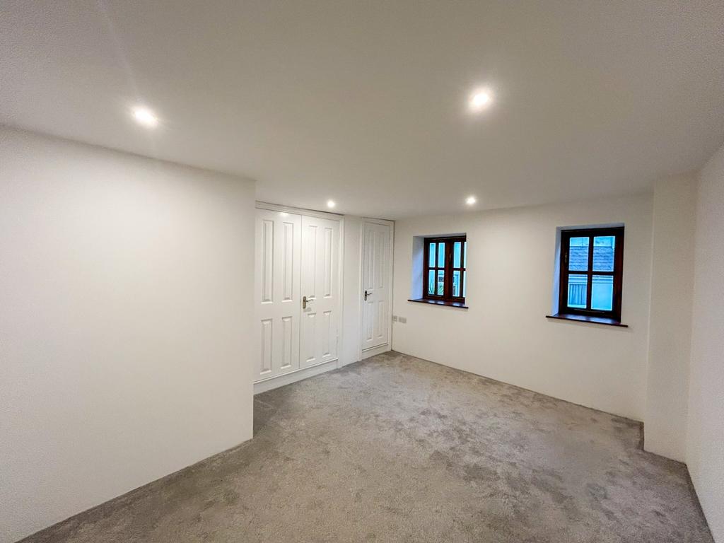 Tps 01208 74182  5