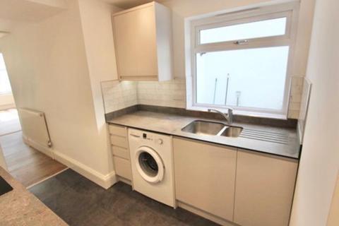 1 bedroom ground floor flat to rent, Egremont Place, Brighton BN2