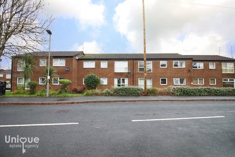 2 bedroom apartment for sale, Taylors Close,  Poulton-le-Fylde, FY6