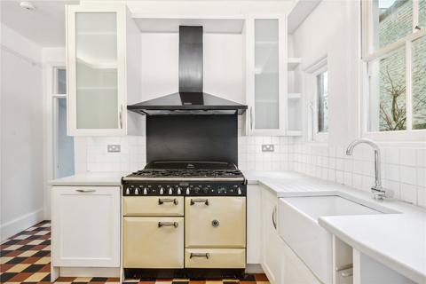 114 Trinity Rise, London, SW2 2QT