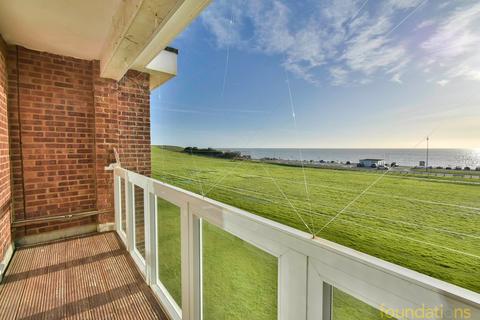 3 bedroom flat for sale, Sutton Place, Bexhill-on-Sea, TN40