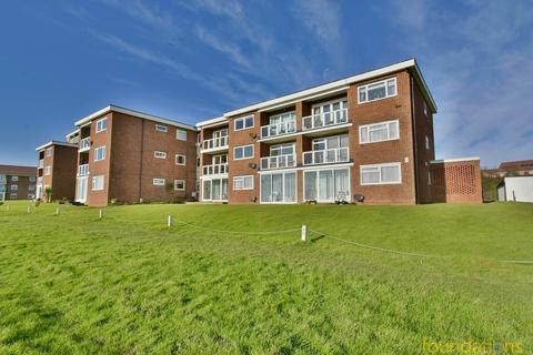 3 bedroom flat for sale, Sutton Place, Bexhill-on-Sea, TN40