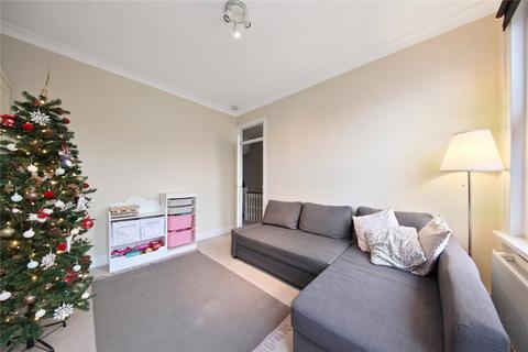 2 bedroom maisonette to rent, Birkbeck Road, North Finchley, London, N12