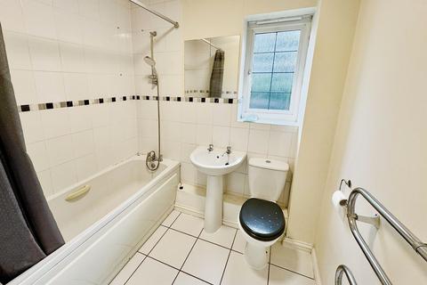 1 bedroom flat to rent, Monkstone Court, Maxwell Road, Rumney