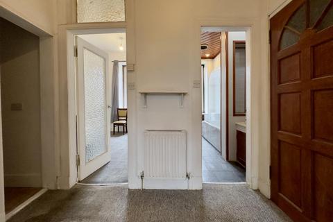 2 bedroom flat to rent, Kirkwood Street, Cessnock, Glasgow, G51