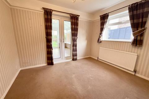 3 bedroom semi-detached bungalow for sale, Eastgate, Scarborough