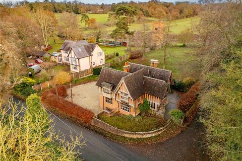 4 bedroom detached house for sale, Norwich Road, Stoke Holy Cross, Norwich, Norfolk, NR14