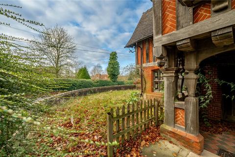 4 bedroom detached house for sale, Norwich Road, Stoke Holy Cross, Norwich, Norfolk, NR14