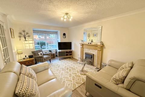 18 Bodicote Grove, Sutton Coldfield, B75 5TG