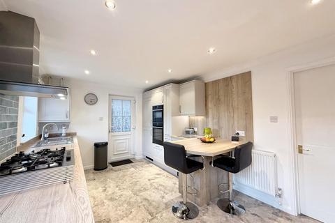 18 Bodicote Grove, Sutton Coldfield, B75 5TG