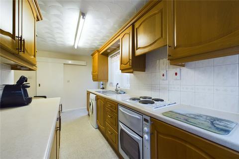 3 bedroom chalet for sale, Warborough Avenue, Tilehurst, Reading, Berkshire, RG31