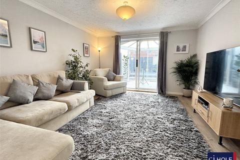 5 Grenadier Close, Abbeymead, Gloucester, GL4 5GX