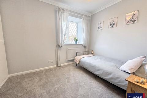 5 Grenadier Close, Abbeymead, Gloucester, GL4 5GX