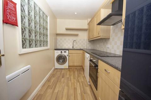 2 bedroom flat to rent, Rookery Way, London NW9