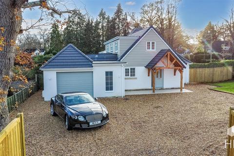 4 bedroom detached house for sale, Chine Walk, Ferndown BH22