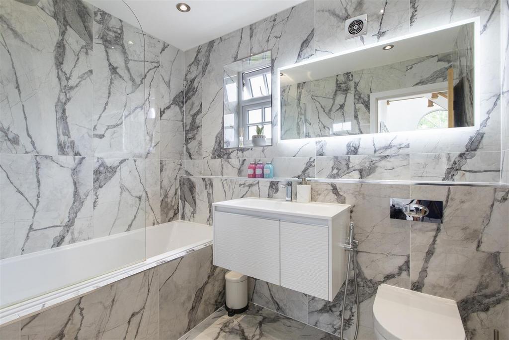 First Floor Bathroom