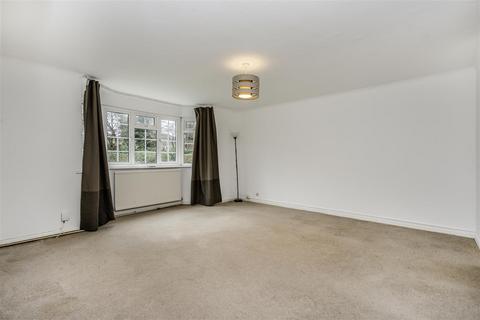 2 bedroom flat for sale, Copley Road, Stanmore HA7