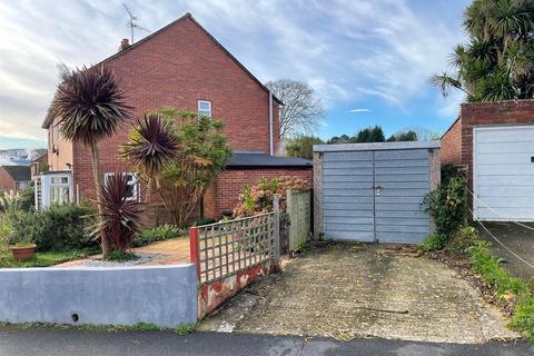 3 bedroom semi-detached house for sale, Meadow Way, Exeter EX2