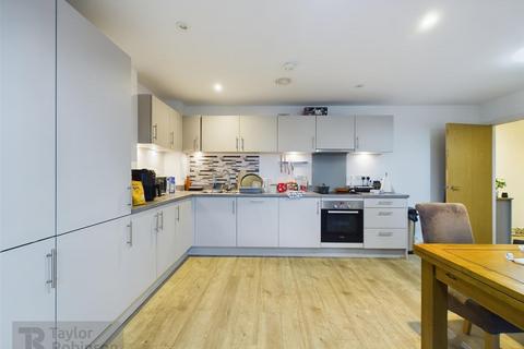 2 bedroom apartment for sale, West Green, Crawley