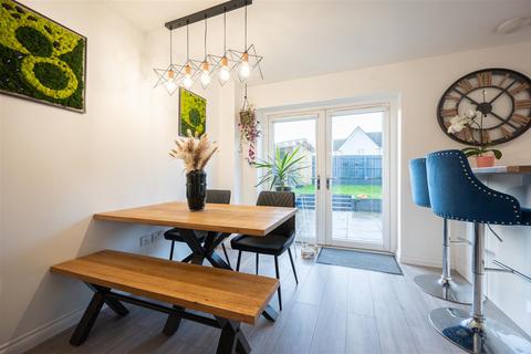 14 Aignish Brae, Inverness, IV2 6EZ