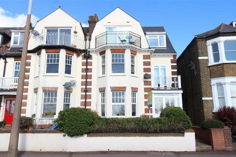 1 bedroom apartment to rent, Leigh on Sea SS9