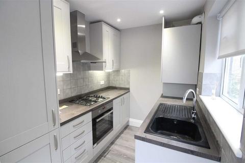 1 bedroom apartment to rent, Leigh on Sea SS9