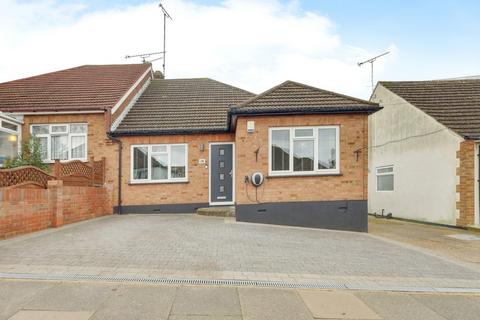 3 bedroom bungalow for sale, Bosworth Road, Leigh-on-sea, SS9