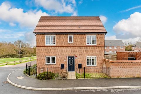 3 bedroom detached house for sale, Steeplechase Way, Market Harborough