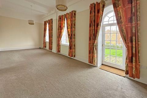 4 Lawrence Walk, Exminster, Exeter, EX6 8TP