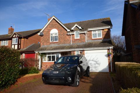 4 bedroom detached house for sale, Myrrfield Road, Bishopdown Farm, Salisbury, Wiltshire, SP1