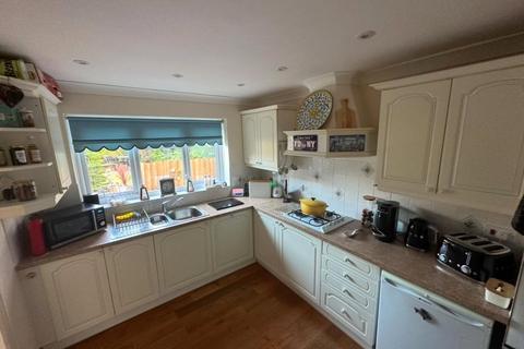 4 bedroom detached house for sale, Myrrfield Road, Bishopdown Farm, Salisbury, Wiltshire, SP1