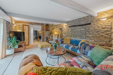 Ropsley Fox House, 23 Grantham Road, Ropsley, Grantham, NG33 4BX