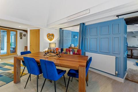 Ropsley Fox House, 23 Grantham Road, Ropsley, Grantham, NG33 4BX