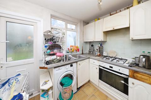 11 Valley Close, Pinner, HA5 3UR