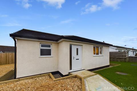 3 bedroom detached bungalow to rent, Truro