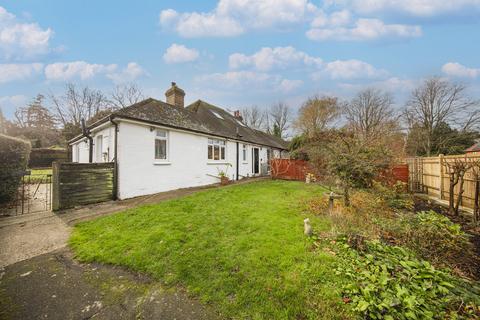 5 bedroom detached bungalow for sale, High Street, Burwash