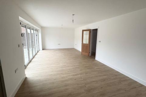 undefined, Dibden Purlieu, Southampton, Hampshire, SO45