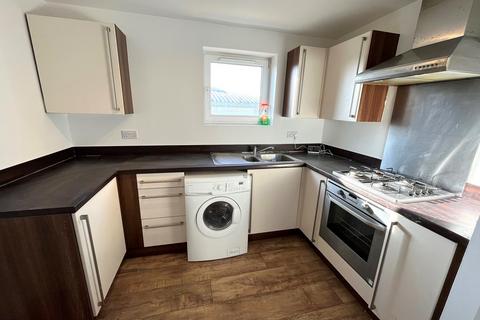 2 bedroom ground floor flat for sale, Longhorn Avenue, Gloucester