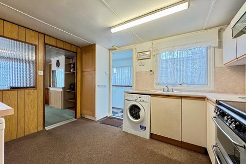 2 bedroom mobile home for sale, Riverview Park, Althorne