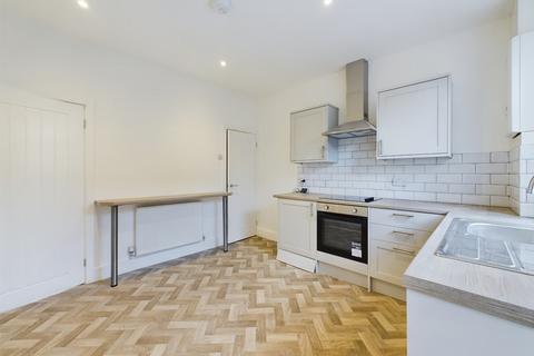 2 bedroom terraced house to rent, Prospect Road, New Whittington