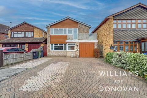 4 bedroom detached house for sale, Coventry Close, Hullbridge