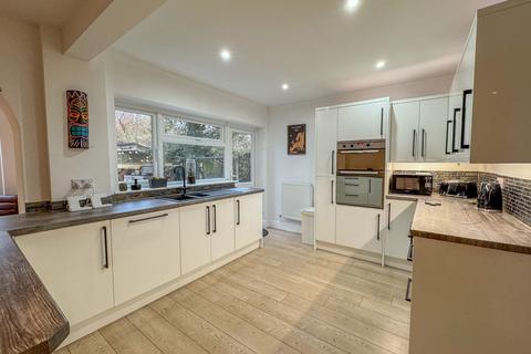 15 Coventry Close, Hullbridge, Hockley, SS5 6BB